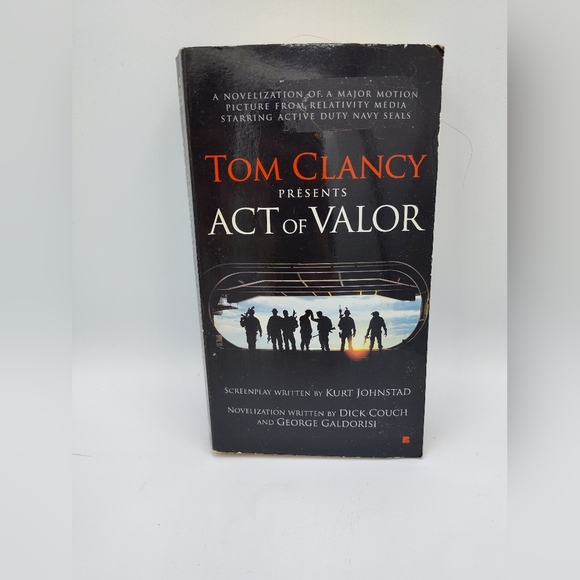Tom Clancy Act of Valor Navy SEALs Military Thriller Novelization ‼️5/$25‼️ - Picture 1 of 1